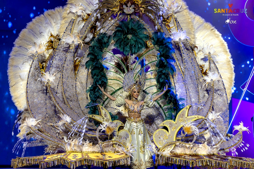 photo d'une candidate pour l'élection des reines du Carnaval de Tenerife